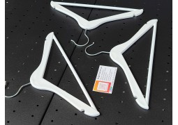 Плечики пластмасові з металевим гачком 33,5х1см. (білі)